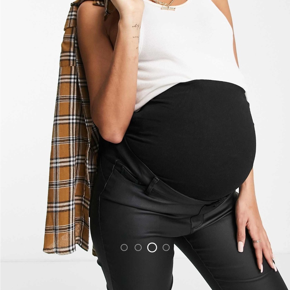 Urban Bliss Maternity Black Coated Jeans size 10 VGUC - Picture 2 of 5